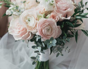 Complemento floral personalizado. Contacte al vendedor antes de comprar.