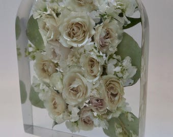 Arco floral de resina personalizado / Recuerdo floral artístico / Conservación de ramos de novia personalizados