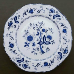 Fuji Pattern 2215 White and Gray 15 inch Oval Serving Platter Collectible China Turkey Platter On Sale Rare Large Sone China Mt