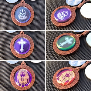 KEUZE UIT DRIE: gotische schedel, kruis, toetanchamon Egyptische cabochons veelkleurig kies je setting sieraden badge sleutelhanger