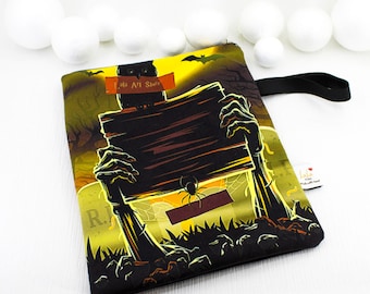 Housse pour tablette Halloween, Spooky Book Protector