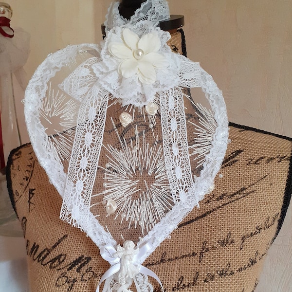 Coeur Shabby dentelle romantique sur fil de fer fait main-décor coeur à suspendre-suspension mural-coeur brodé fleur-cadeau féte des Mères