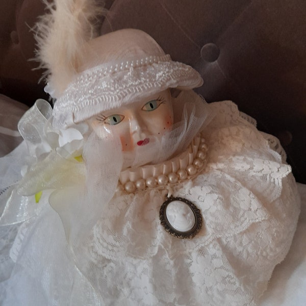 Buste coussin poupée vintage Shabby esprit boudoir-poupée dans coussin original fait main-décor lit fauteuil romantic-cadeau féte des Mères