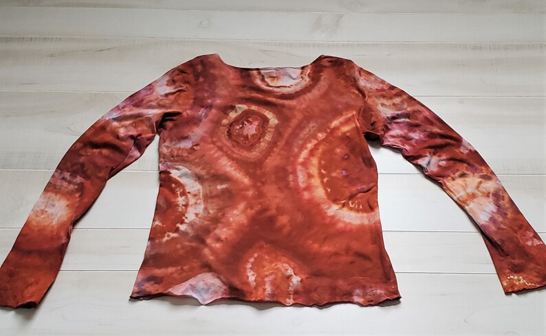 Women/'s XL Nature Inspired Ice Dyed Long Sleeved T-shirt