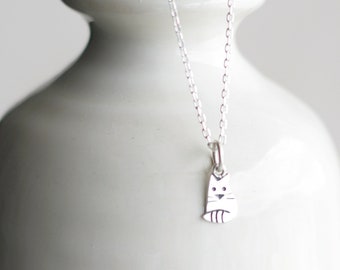 Sterling silver little cat pendant. Cute cat necklace