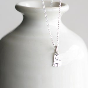 Sterling silver little cat pendant. Cute cat necklace