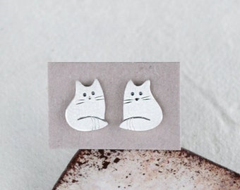 Sterling silver cat studs. Cat earrings