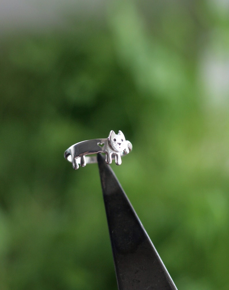 Sterling silver cat ring, minimalist cat ring, gift for cat lover, valentines gift afbeelding 1