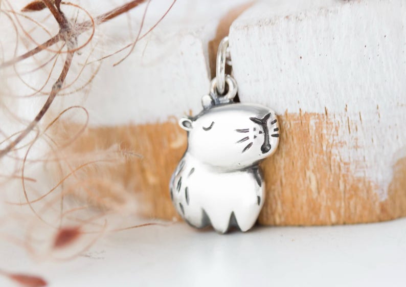 Capybara Necklace, Animal Necklace, Unique Gift, Handcrafted, quirky jewelry, Minimal jewelry, capybara charm, Capybara 925, Capybara necklace, Quirky capybara, Capybara jewelry, Capybara silver, Rodden silver charm, Capybara  Handmade capybara