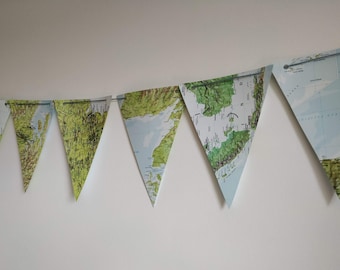 Grande carte Atlas Triangle Guirlande double face - 10 drapeaux ou plus par bunting / 10,15, 20 triangles de carte par guirlande / Party Bunting Thème de voyage