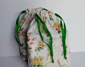 Set de toallitas faciales reutilizables de algodón orgánico con bolsa floral