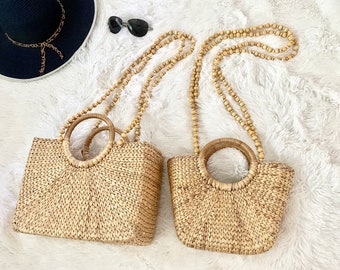 Summer Straw Rattan Crossbody Bag- Handwoven Water Hyacinth Beach Bag with Wooden Bead Strap, Seagrass Wicker Basket Handbag Shoulder Bag