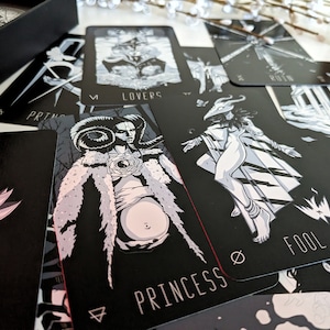 Wayward Dark Tarot Deck - 4.Edition mit Starrer Box und Anleitungsbuch Bild 6