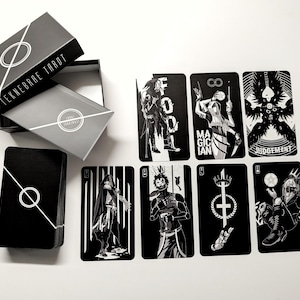 Baraja de tarot Teknebrae, primera edición, con estuche rígido y folleto guía