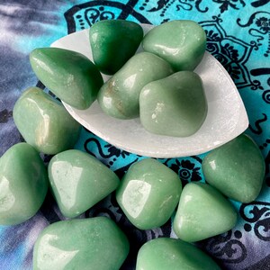 Green Aventurine Tumbled Stones
