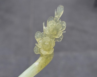 Handmade Green Ice Jade Hairpin, Plum Blossom Hair Stick  display picture 1
