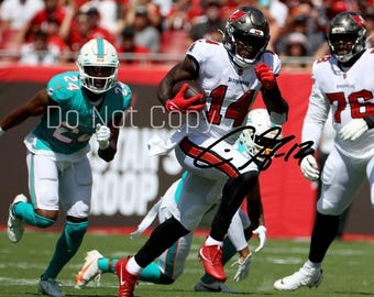 Chris Godwin Signed Photo 8X10 rp Autographed Picture Tampa Bay Bucs