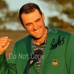 Scottie Scheffler Signed Photo 8X10 rp Autographed Picture Golf Masters Champion