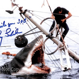 Roy Scheider Signed Photo 8X10 rp Auto Autographed Picture * Jaws