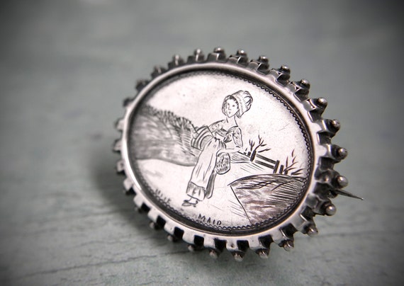 Victorian Silver Picture Brooch of Milkmaid, Engli