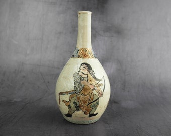 Antique Japanese Satsuma Vase with Warrior Figures, Meiji Period 19th Century