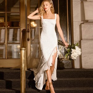 Mermaid Ivory Wedding Dress Boho Lace Side Slit Beach Bridal Gown Sleeveless Square-Neck Open Back Wedding Gown Bridal Dress zdjęcie 1