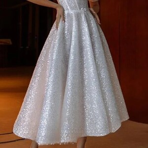 Silver Sparkle Sequin Short Summer Bridal Gown Off-the-Shoulder A-Line Dress Knee-Length Elegant Split Gown Detachable Sleeves zdjęcie 6