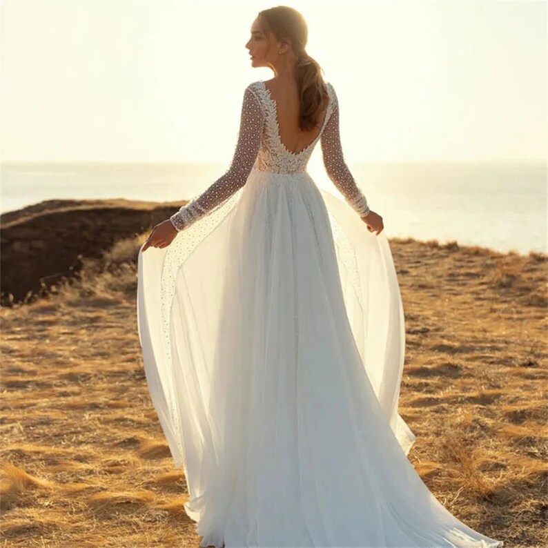 Stunning Boho Ivory Plus Size A-Line Wedding Dress Chiffon V-Neck Lace Bridal Gown Simple Bridal Dress Long Sleeved Backless Gown zdjęcie 3