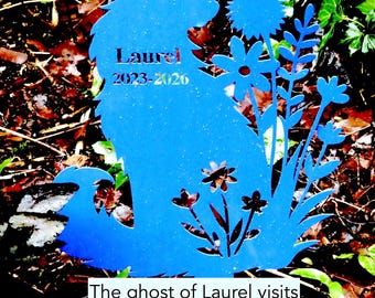 The ghost of Laurel visits by Lilou Sage (PRINT BOOK  BILINGUAL march -april 2026)