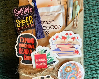 Blind Date with a Book | Perfect Gift Idea for Reading Lovers | Mystery Box, Bookmark & Stickers