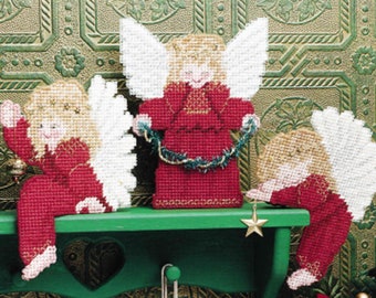 Christmas Plastic Canvas Angels Pattern PDF, Holiday Angel Shelf & Table Decor, Craft Pattern Instant Digital Download *10-mesh*