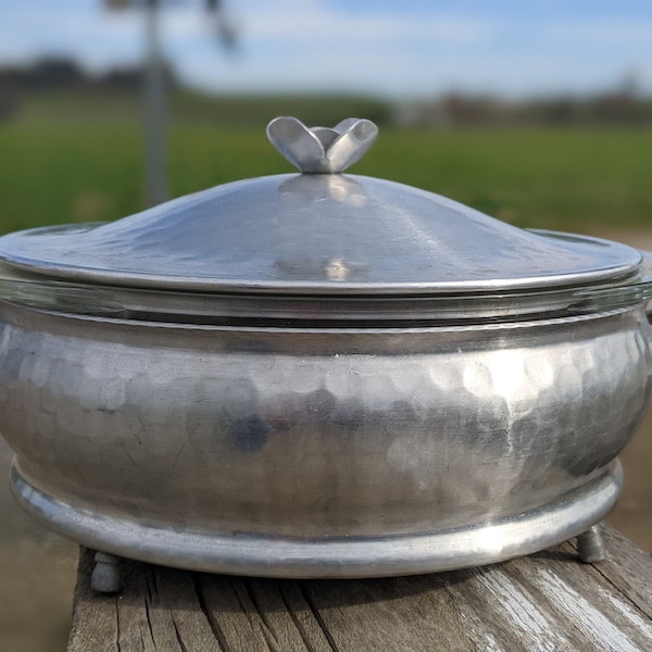 Vintage Hammered Aluminum Casserole Server W Pyrex Insert