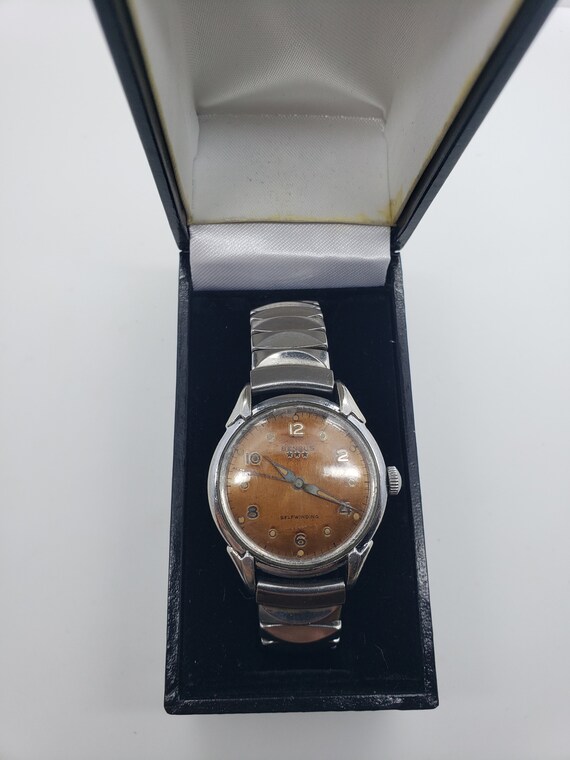 self winding waterproof watch