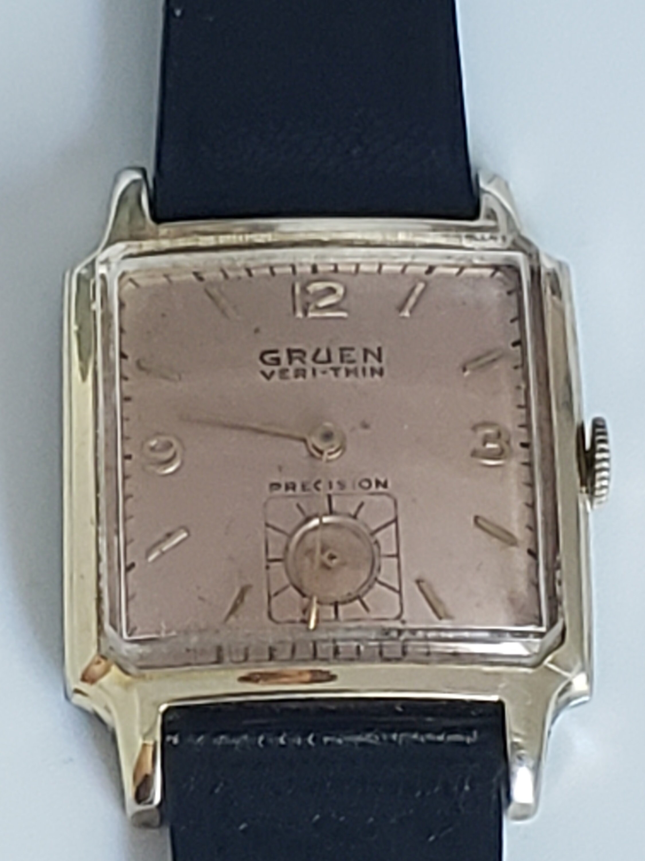 Vintage Gruen Model 565 Veri Thin Wrist Watch with Black | Etsy