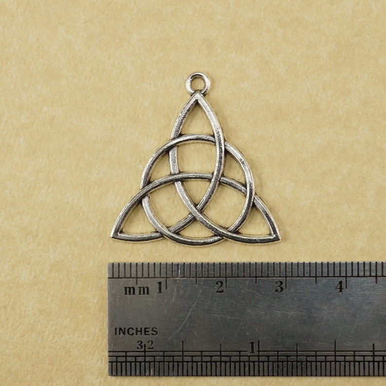 5pcs Antique Silver Large Celtic Knot Shamrock Charms Pendants Jewelry Fingings