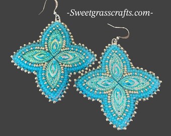 Native American beaded flower earrings, beaded blue & white beaded earrings