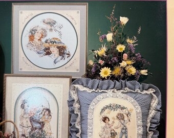 2 cross stitch pattern booklets, The Good ol’ days, Collection of Things Country