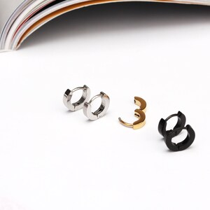 Minimalist huggie hoop earrings