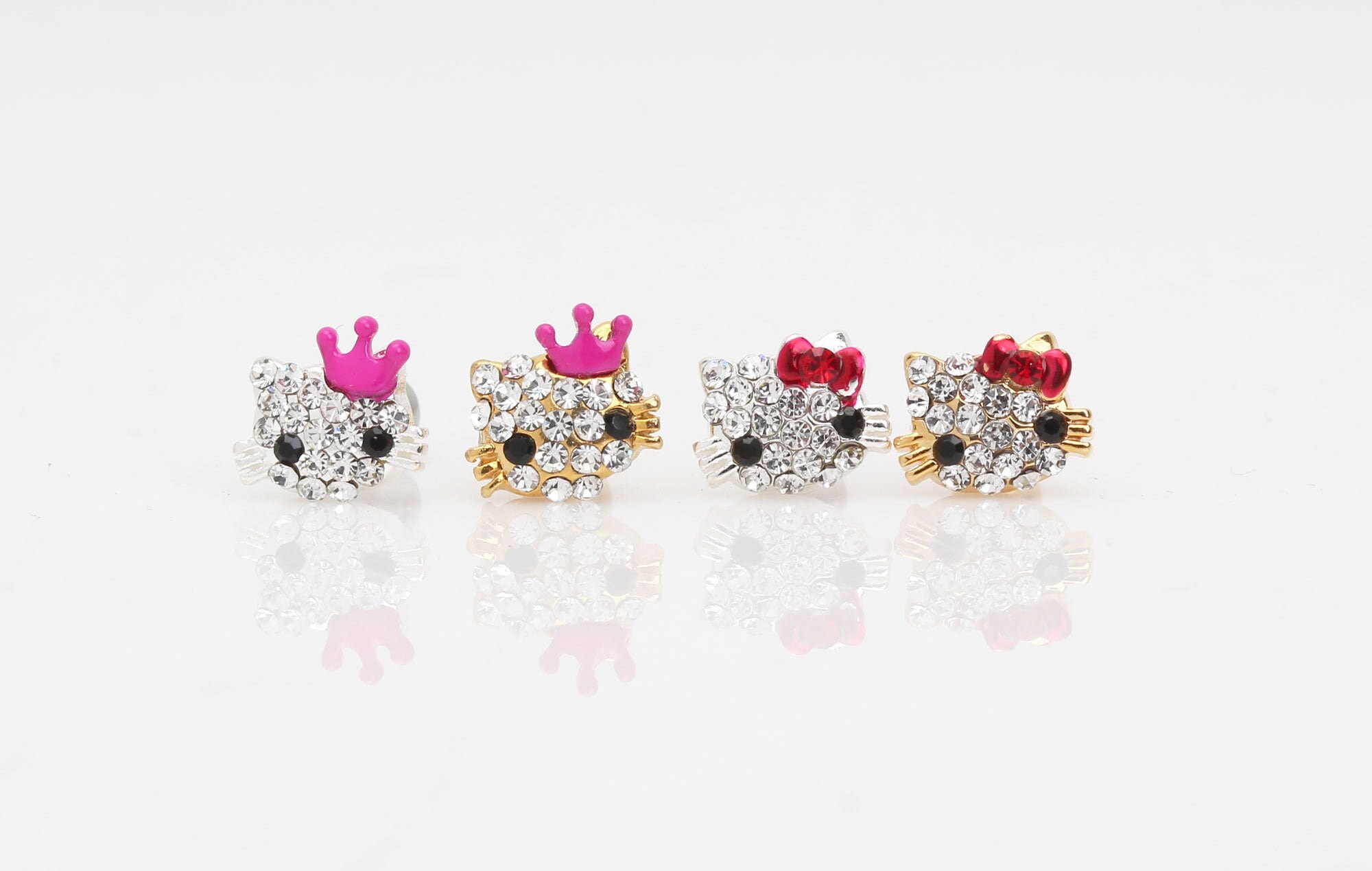 Hello kitty 2024 cartilage earring