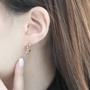 Chain earrings 22g chain cartilage earrings screw back earrings chain stud earrings minimalist earrings simple earrings chain helix earring