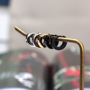 Minimalist huggie hoop earrings