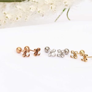 Flower earrins flower cartilage earrings screw back ball earrings second hole earrings 20g flower helix earring dainty earrings daily simple