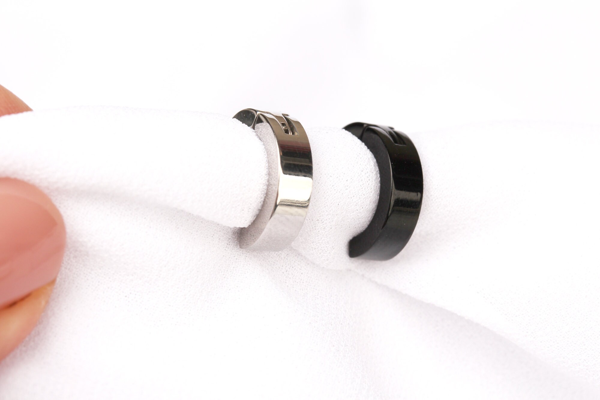 Clip on earring/men's earrings/Silver Black ear cuff/fake Etsy