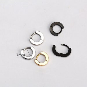 Minimalist huggie hoop earrings