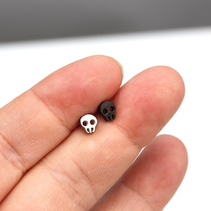 Alien earring 16g alien cartilage earring mini alien head earring alien head helix auricle lobe piercing ufo earring 1 piece