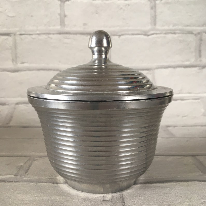 Stylish Aluminium White Metal Ribbed Lidded Pot Sugar Bowl Kitchen Storage Retro