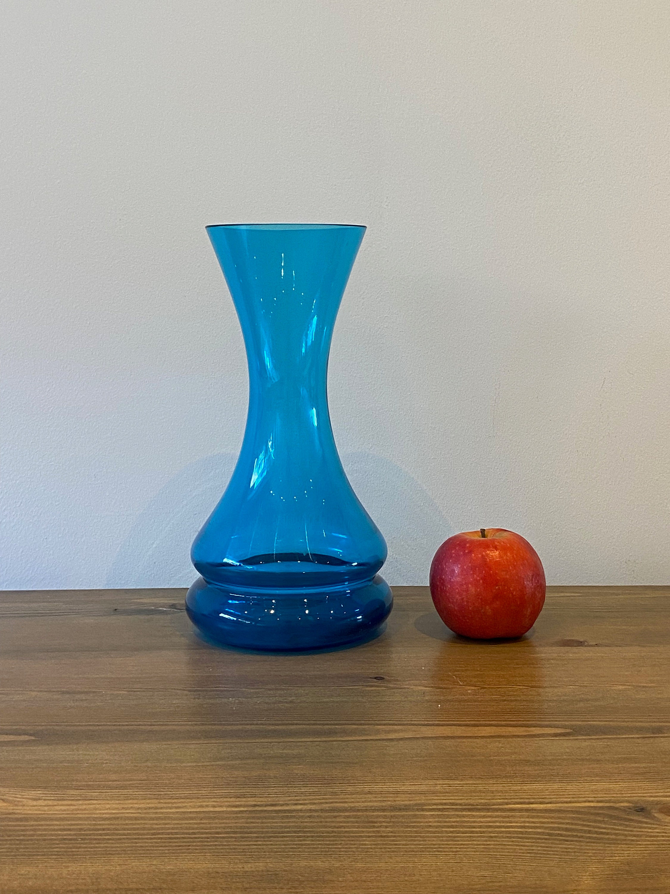 Beautiful Large Turquoise Blue Glass Vase Wide Base Elegant Etsy