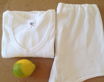 Vintage White Ribbed Cotton Tee | Rib Knit Short Sleeve Scoop Rib Knit T Shirt | European Ribbed Scoop Neck Tee | S M