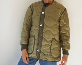 Doublure matelassée militaire vintage blanche surdimensionnée | Doublure militaire verte en coton matelassé | Bomber matelassé militaire | S