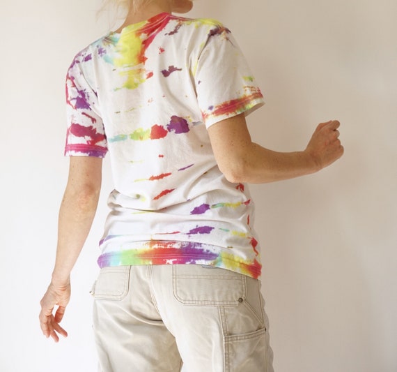 Vintage Vibrant Holidaze Tie Dye T Shirt | Crewne… - image 7